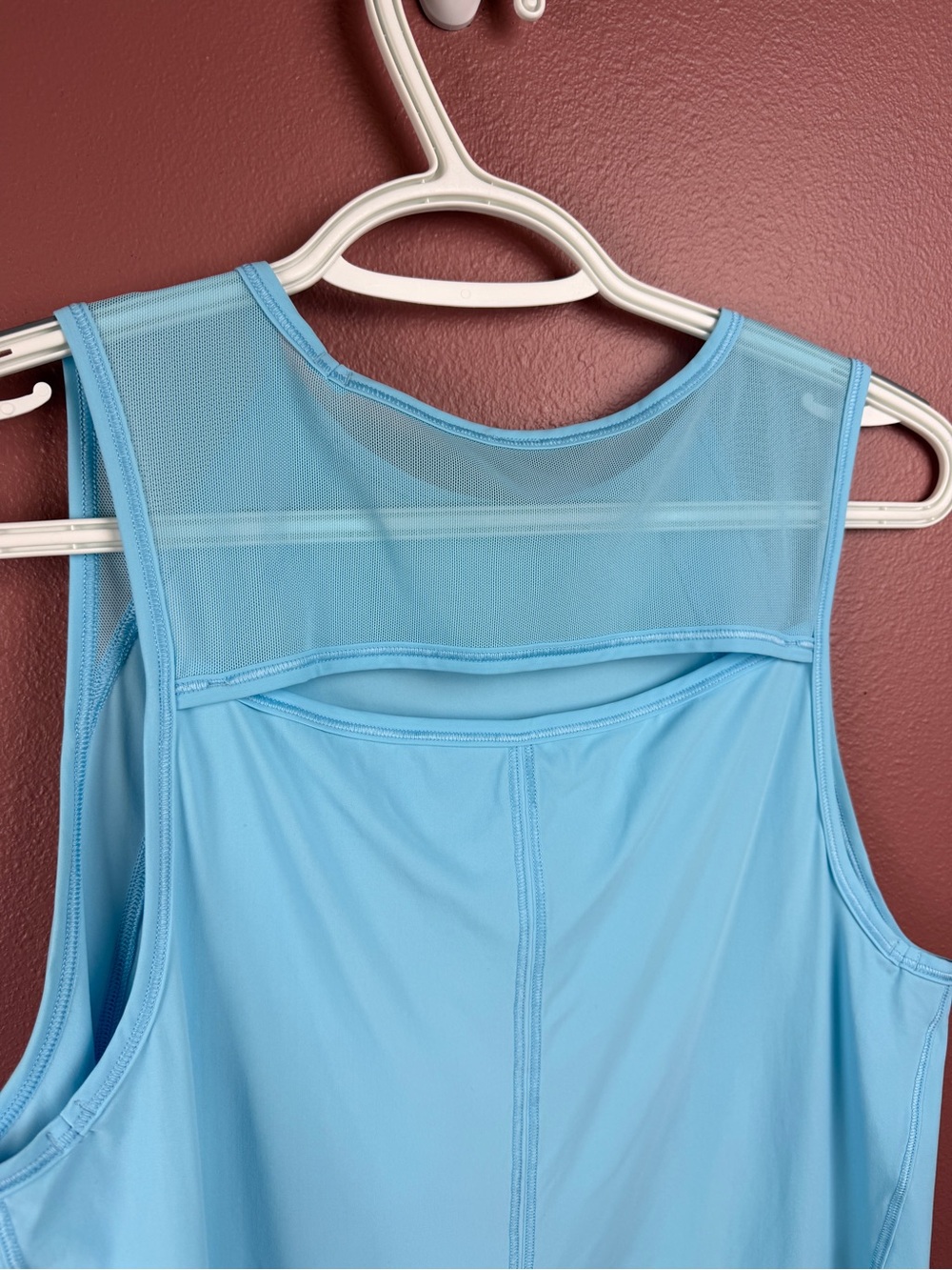 Lululemon Light Blue Mesh-Back Tank Top Size 6 - Picture 3 of 5